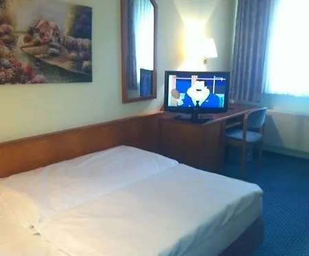 Hotel-restaurant Seegarten Quickborn 3*